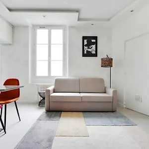 Cosy Marais Apartment