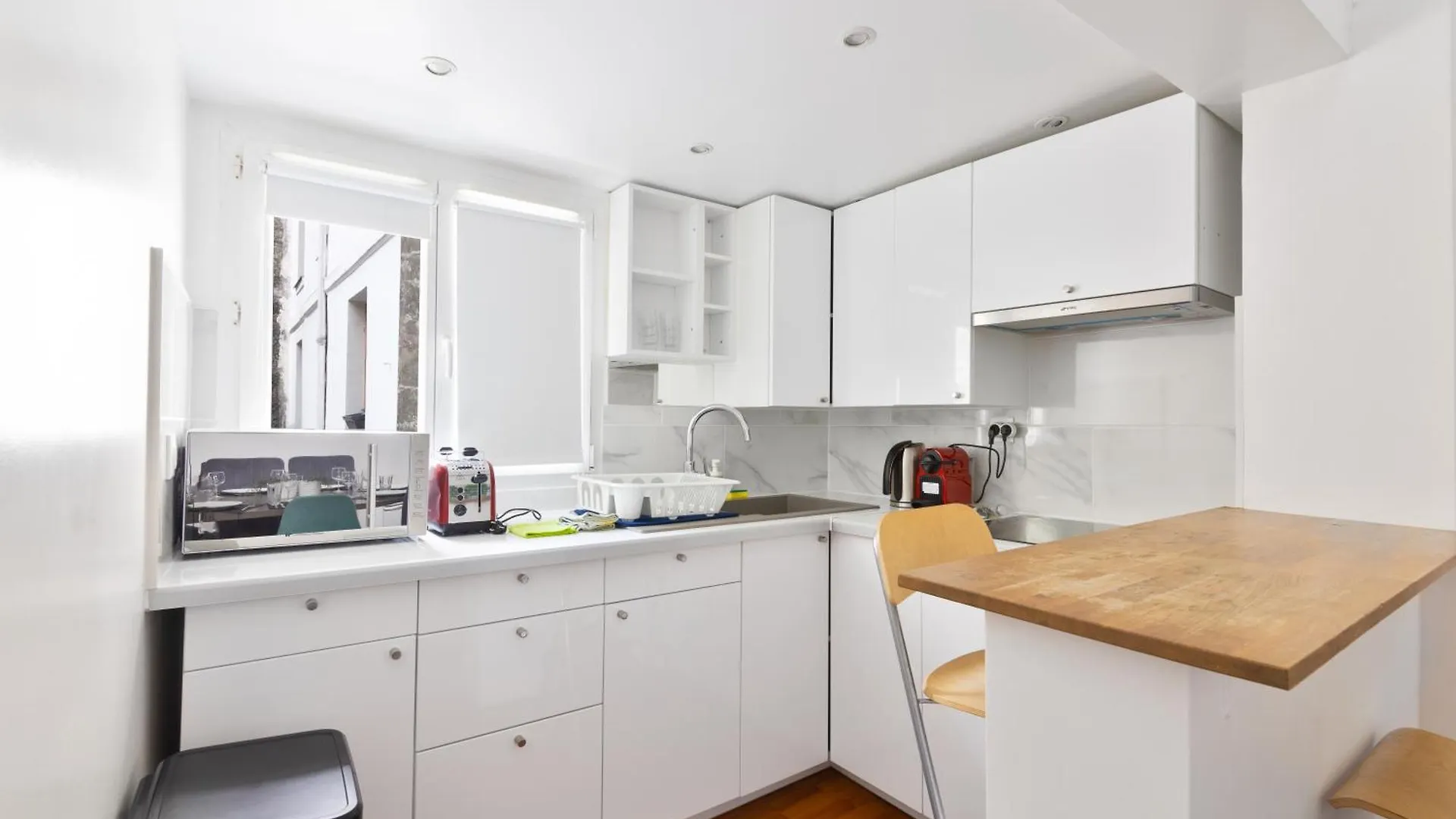 Appartement Quartier Musee Du Louvre 2 Free Netflix Paris Apartment